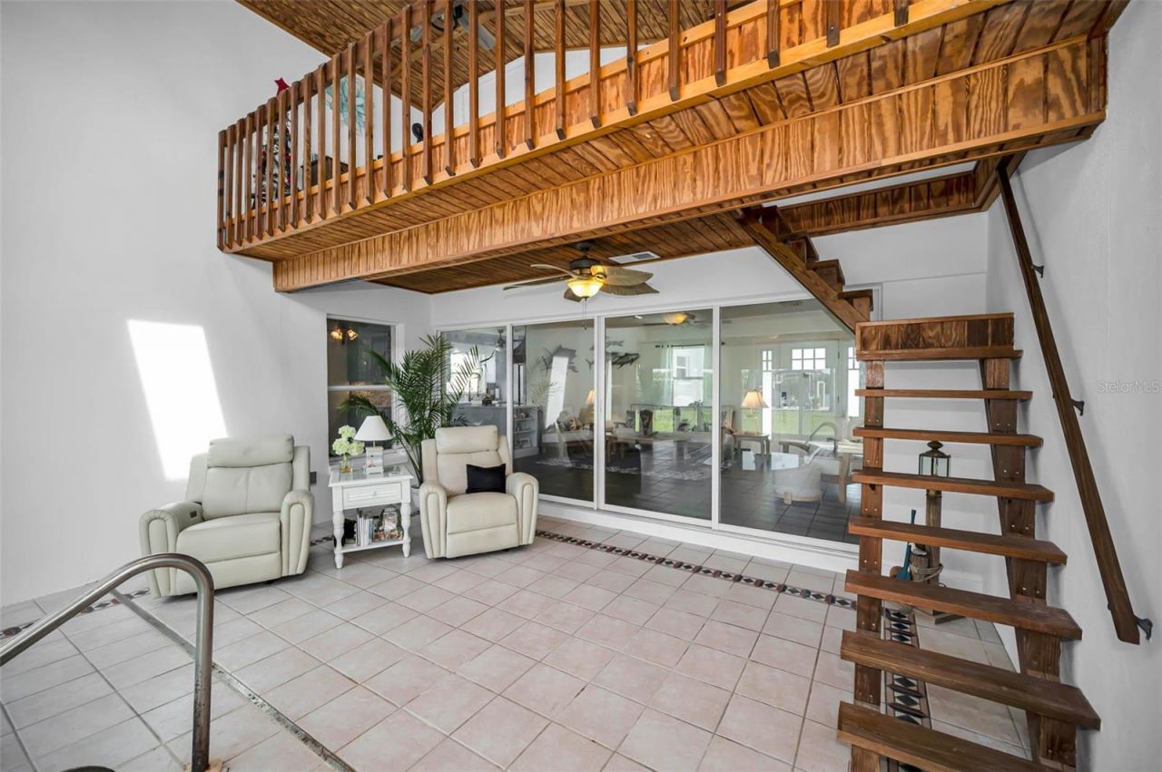 1626 Sea Breeze Drive, Tarpon Springs, FL 34689 Photo