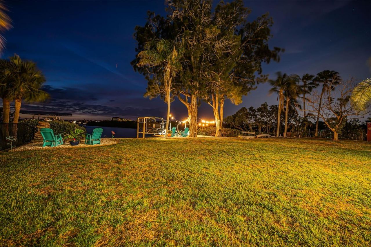 1626 Sea Breeze Drive, Tarpon Springs, FL 34689 Photo