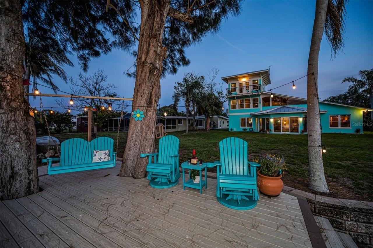 1626 Sea Breeze Drive, Tarpon Springs, FL 34689 Photo