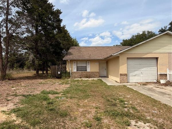 2305 CENTENNIAL BOULEVARD , LEESBURG, FL 34748