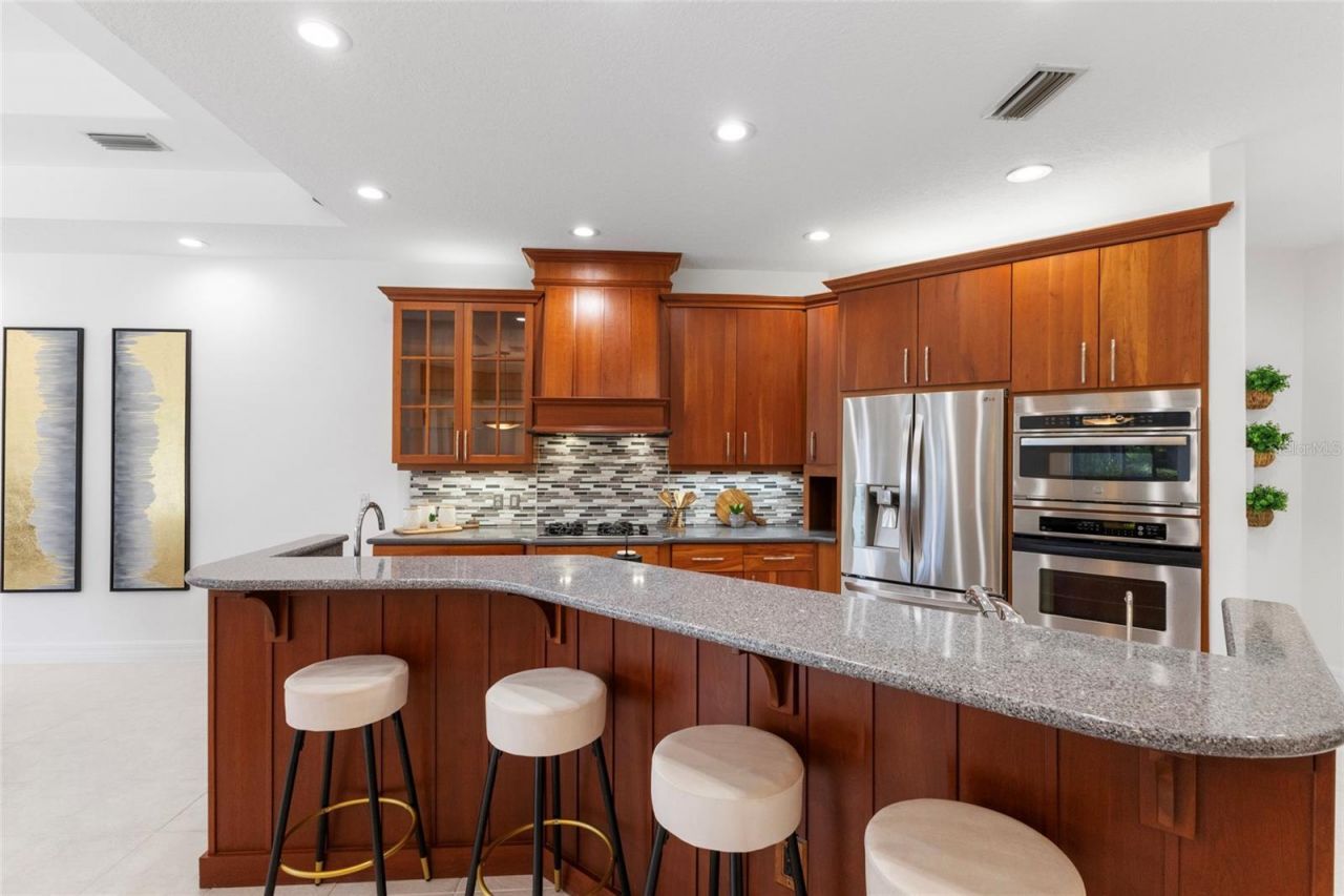 7062 Twin Hills Terrace, Lakewood Ranch, FL 34202 Photo