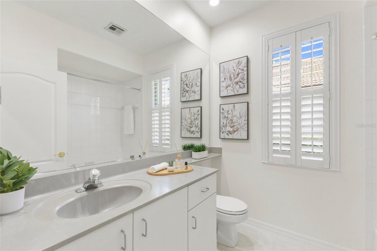 7062 Twin Hills Terrace, Lakewood Ranch, FL 34202 Photo