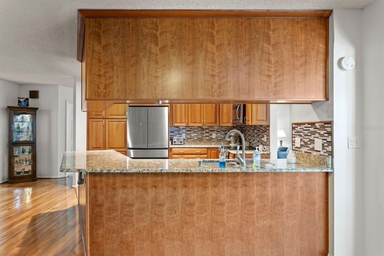 8645 Pinetree Drive W, Seminole, FL 33772 Photo