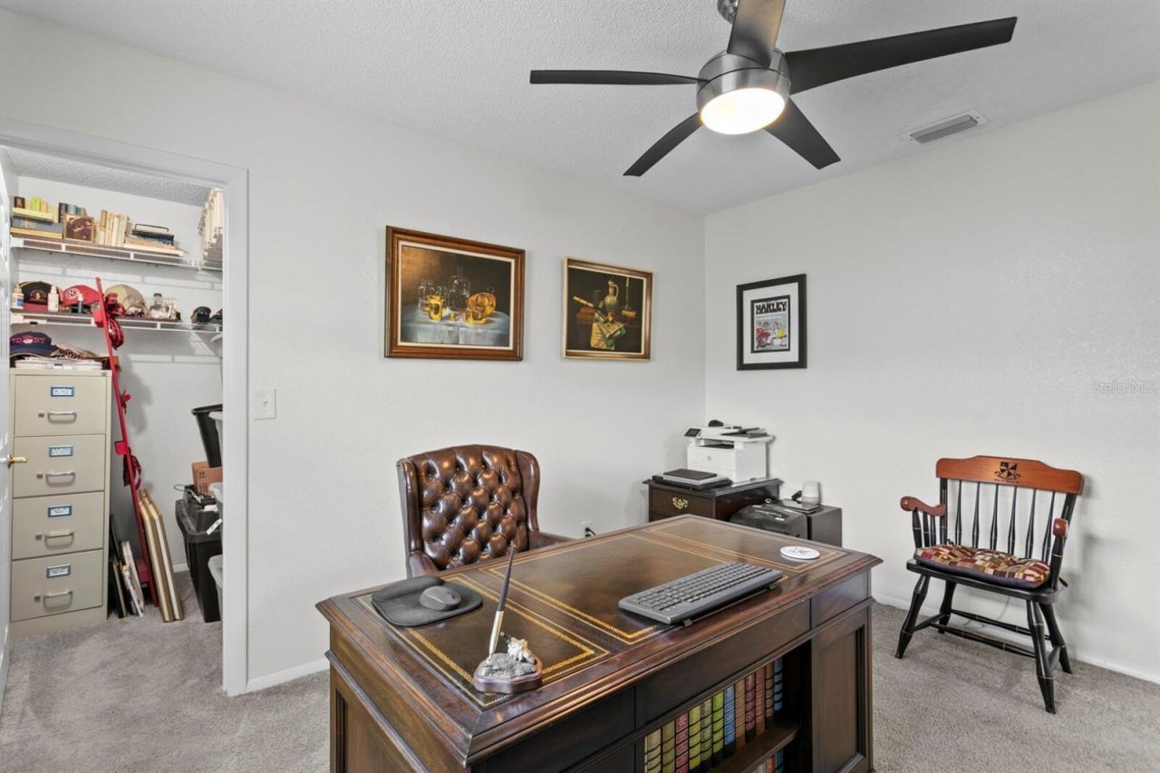 8645 Pinetree Drive W, Seminole, FL 33772 Photo