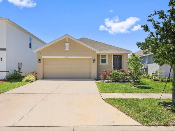 35724 SUNFLOWER HILL DRIVE , ZEPHYRHILLS, FL 33541