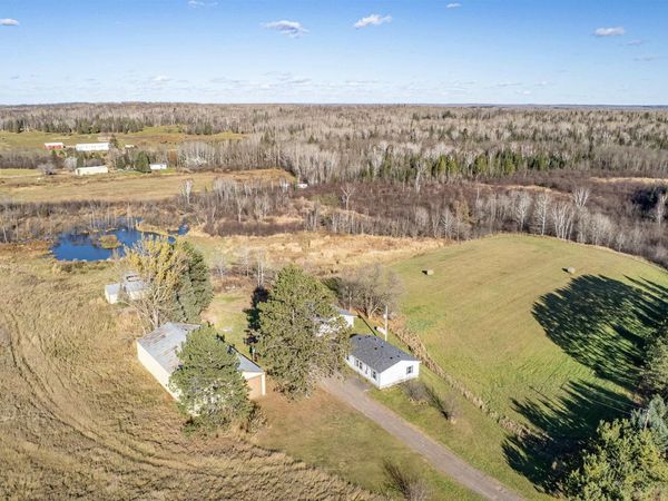 9395 Larson Rd, Brookston, MN 55711