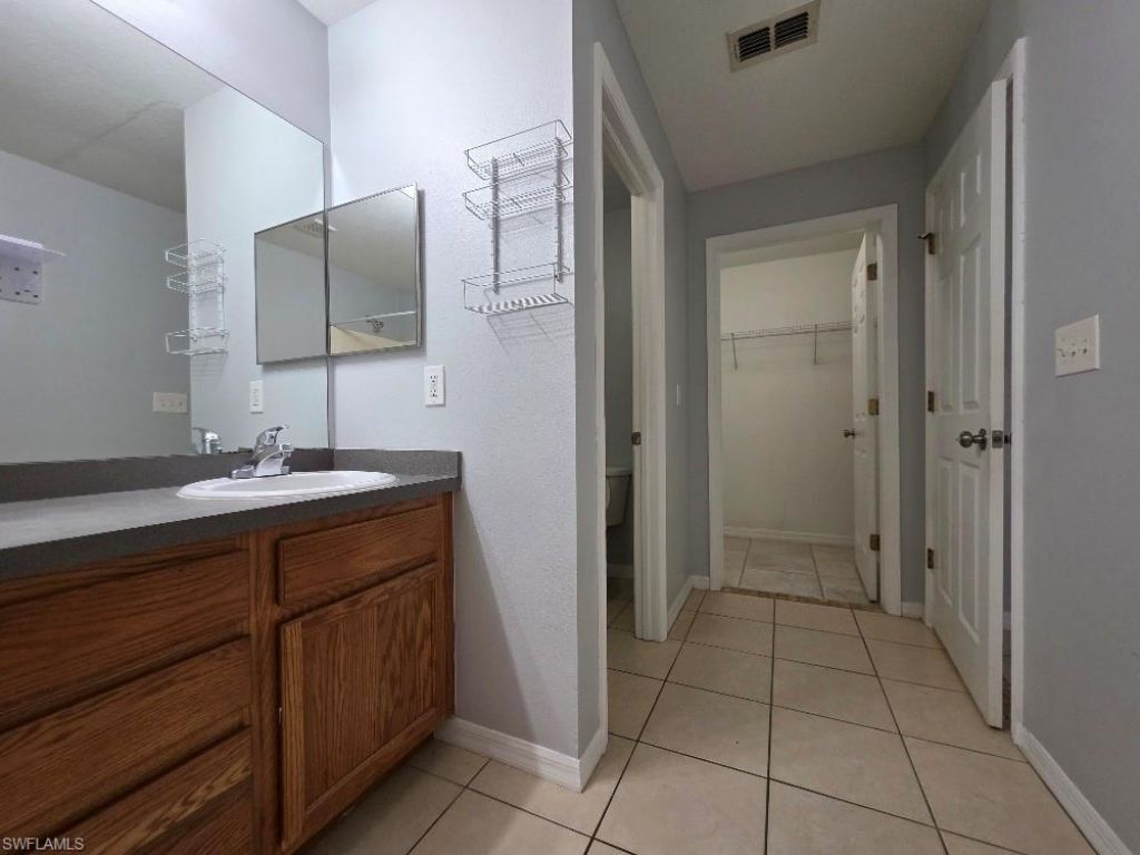 332 Rogen St , Lehigh Acres, FL 33972 Photo