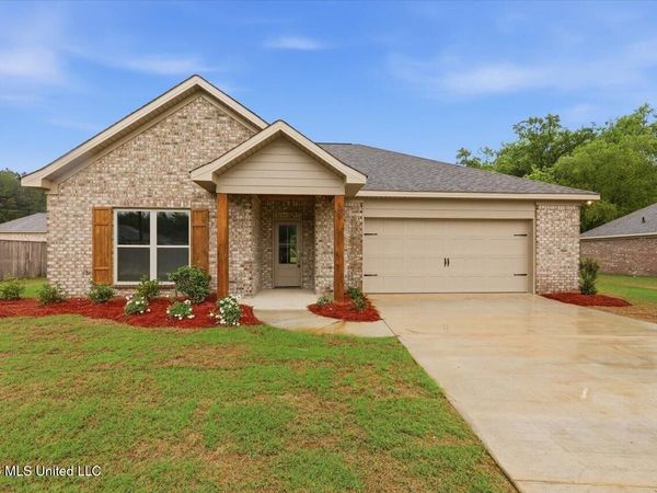 300 Courtney Lane, Magee, MS 39111