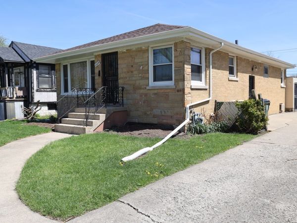 509 Granville Avenue , Bellwood, IL 60104