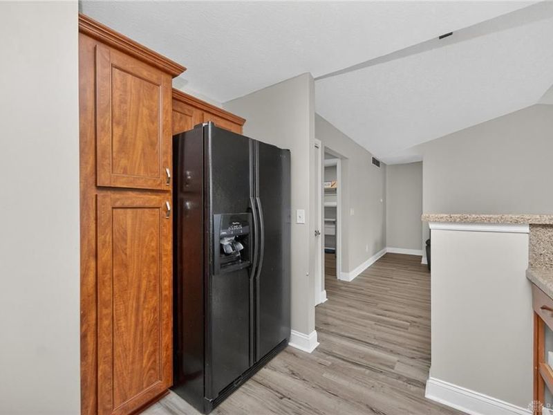 325 Easton Manor Drive, Monroe, OH 45050 Photo 11