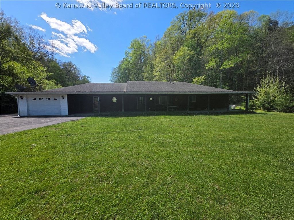 4482 Daniel Boone Pkwy, Foster, WV 25081 Main Photo