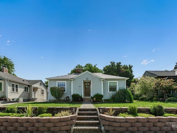 907 3rd St., Lewiston, ID 83501