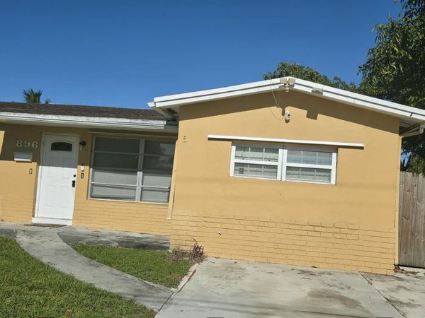 896 SW 64th Terrace, North Lauderdale, FL 33068
