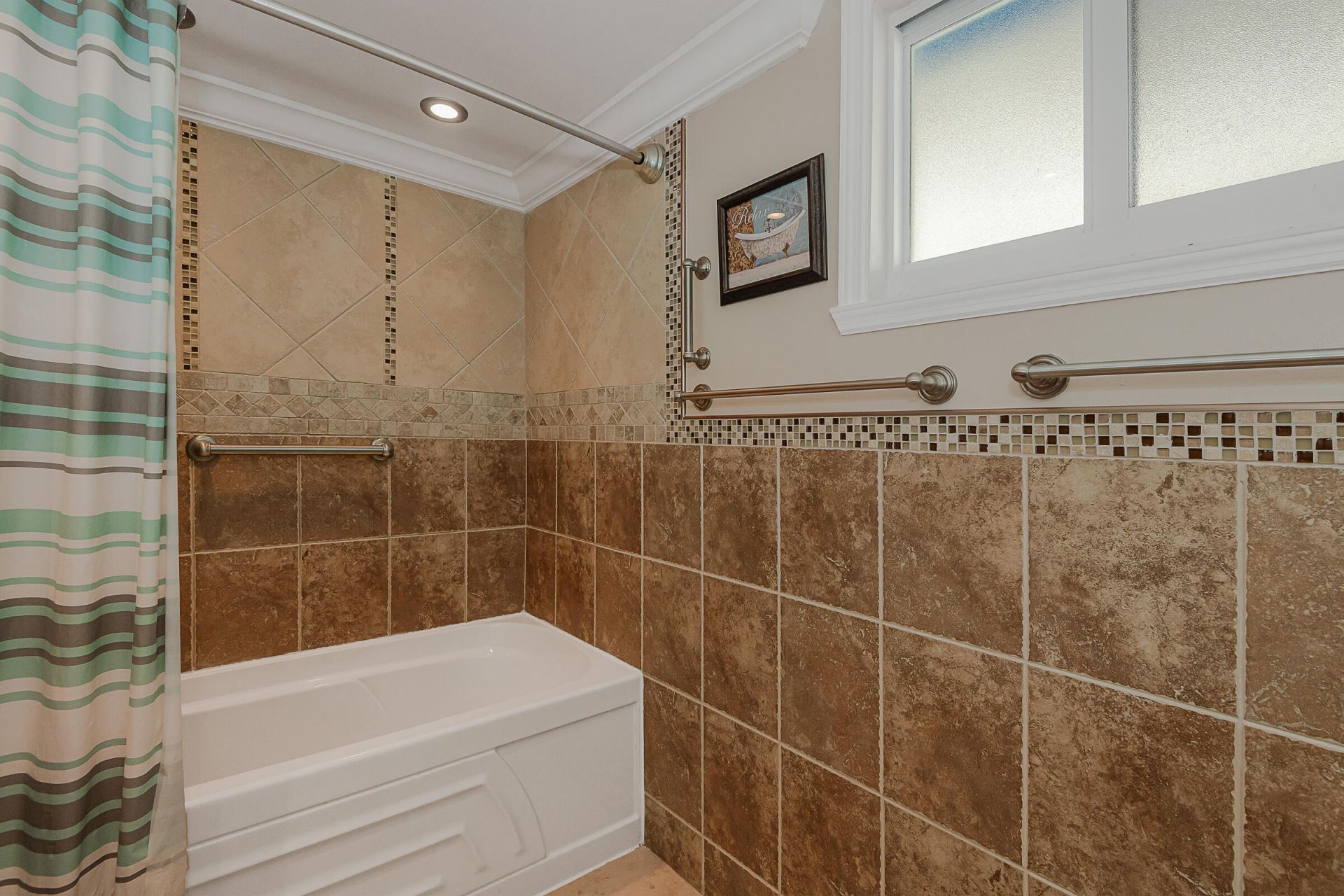 2076 S Ocean Drive, Unit 207, Hallandale Beach, FL 33009 Photo