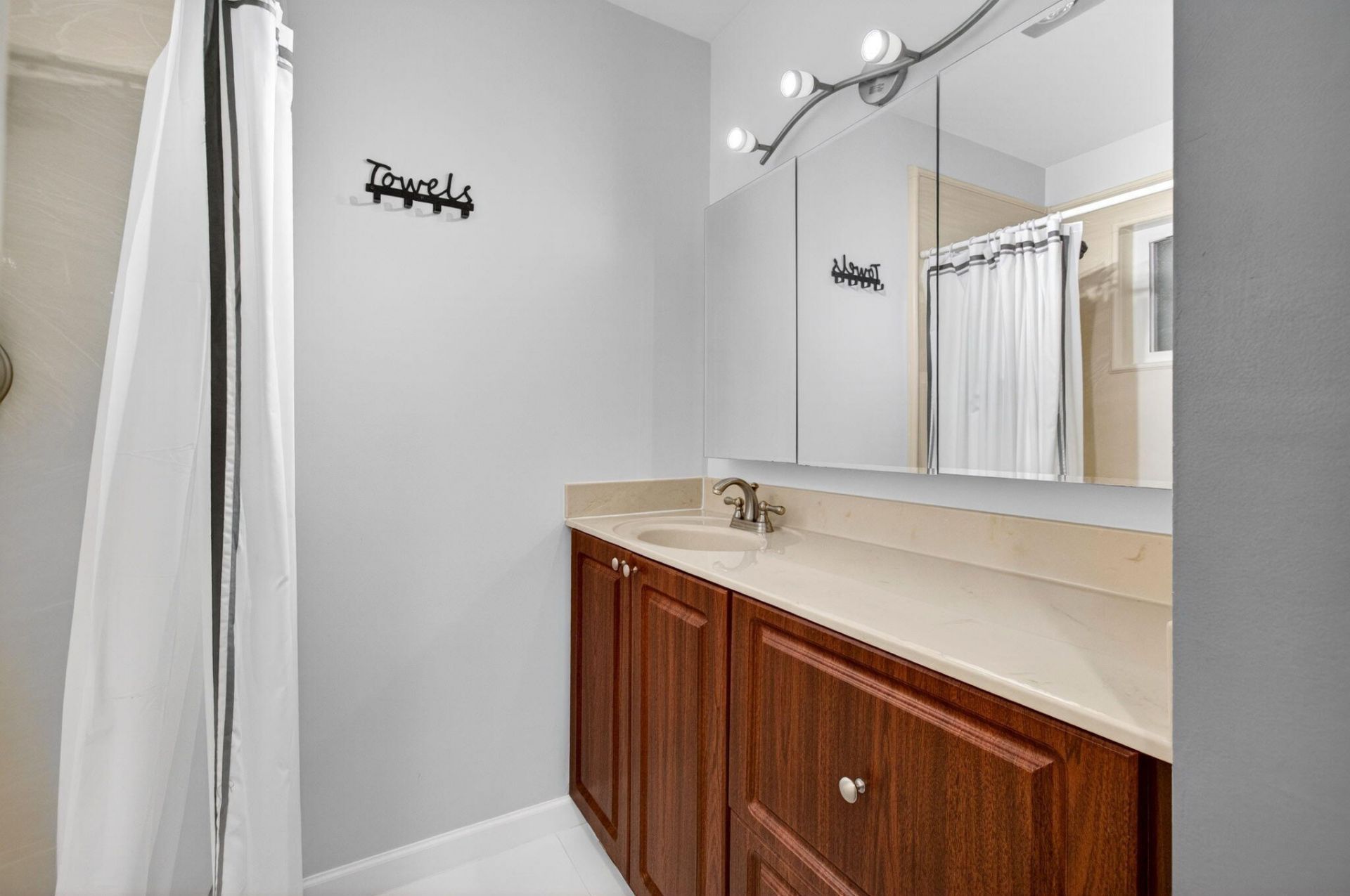 1255 NW 44th Street, Deerfield Beach, FL 33064 Photo