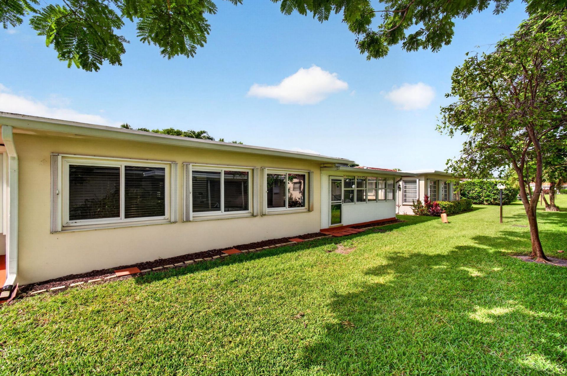 1255 NW 44th Street, Deerfield Beach, FL 33064 Photo