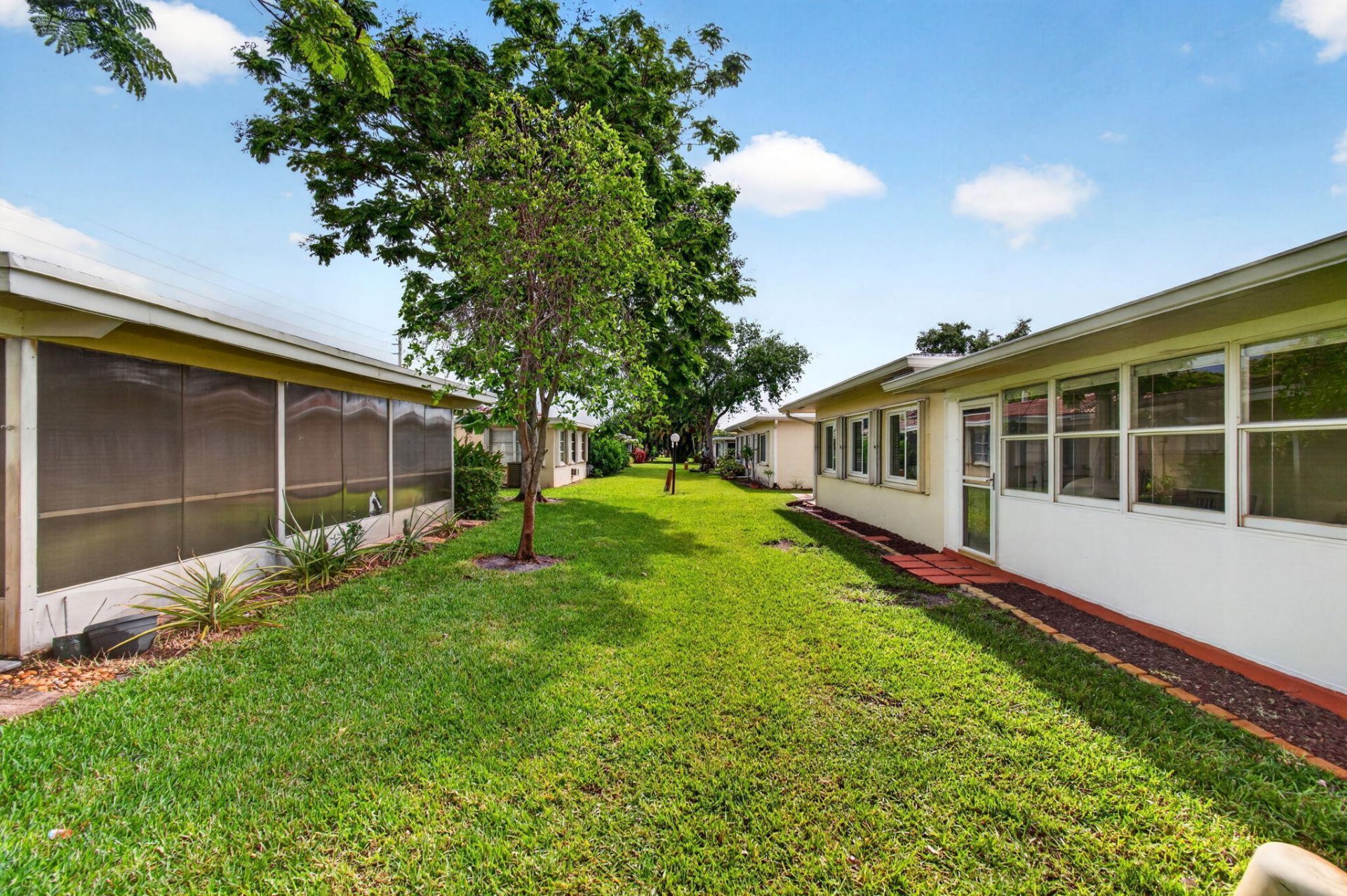 1255 NW 44th Street, Deerfield Beach, FL 33064 Photo