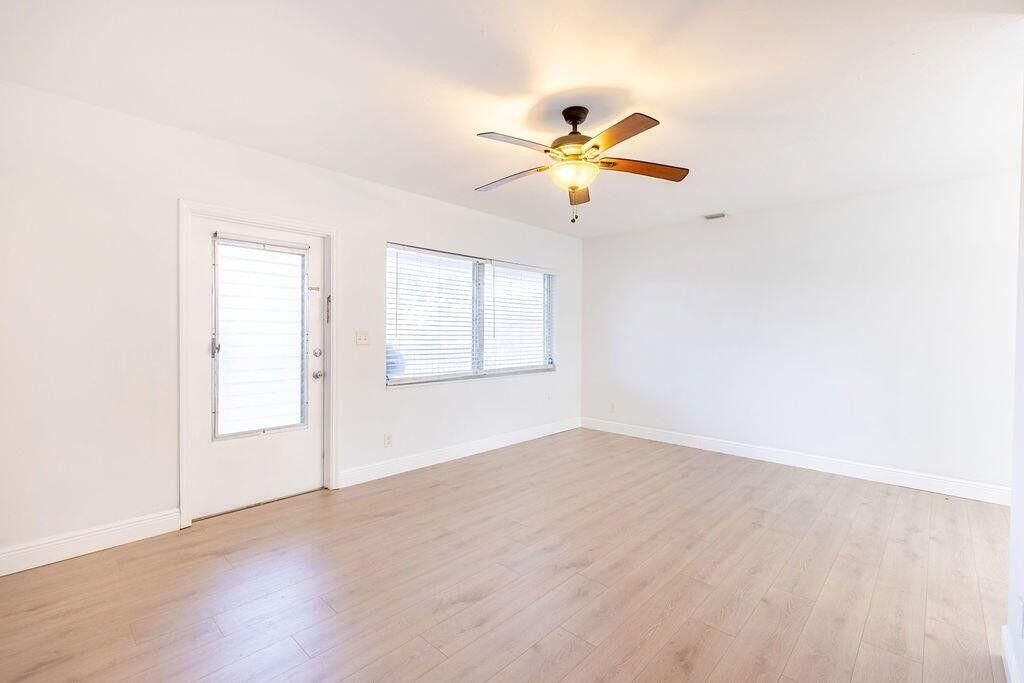 426 NE 7th Avenue, Unit 2b, Delray Beach, FL 33483 Photo