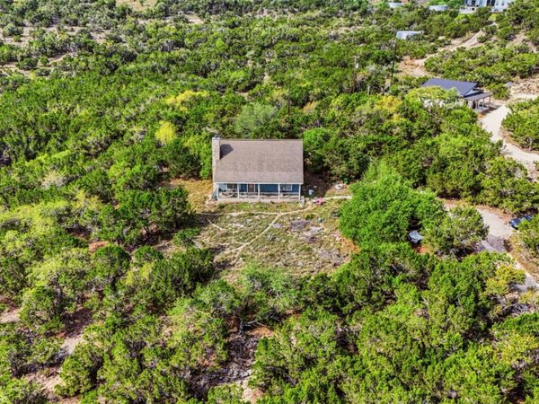 101 Twin Creek CIR, Dripping Springs, TX 78620