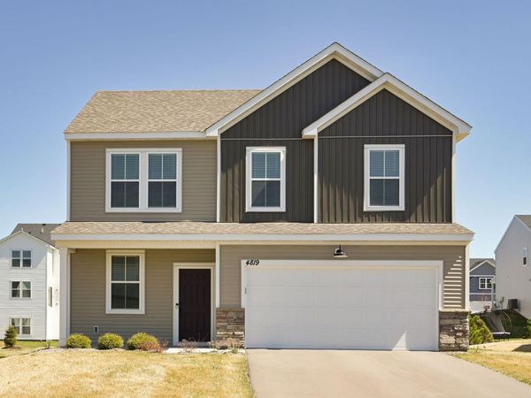 4819 Island Park Drive , Woodbury, MN 55129