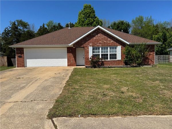516 Stowers Avenue, Elkins, AR 72727