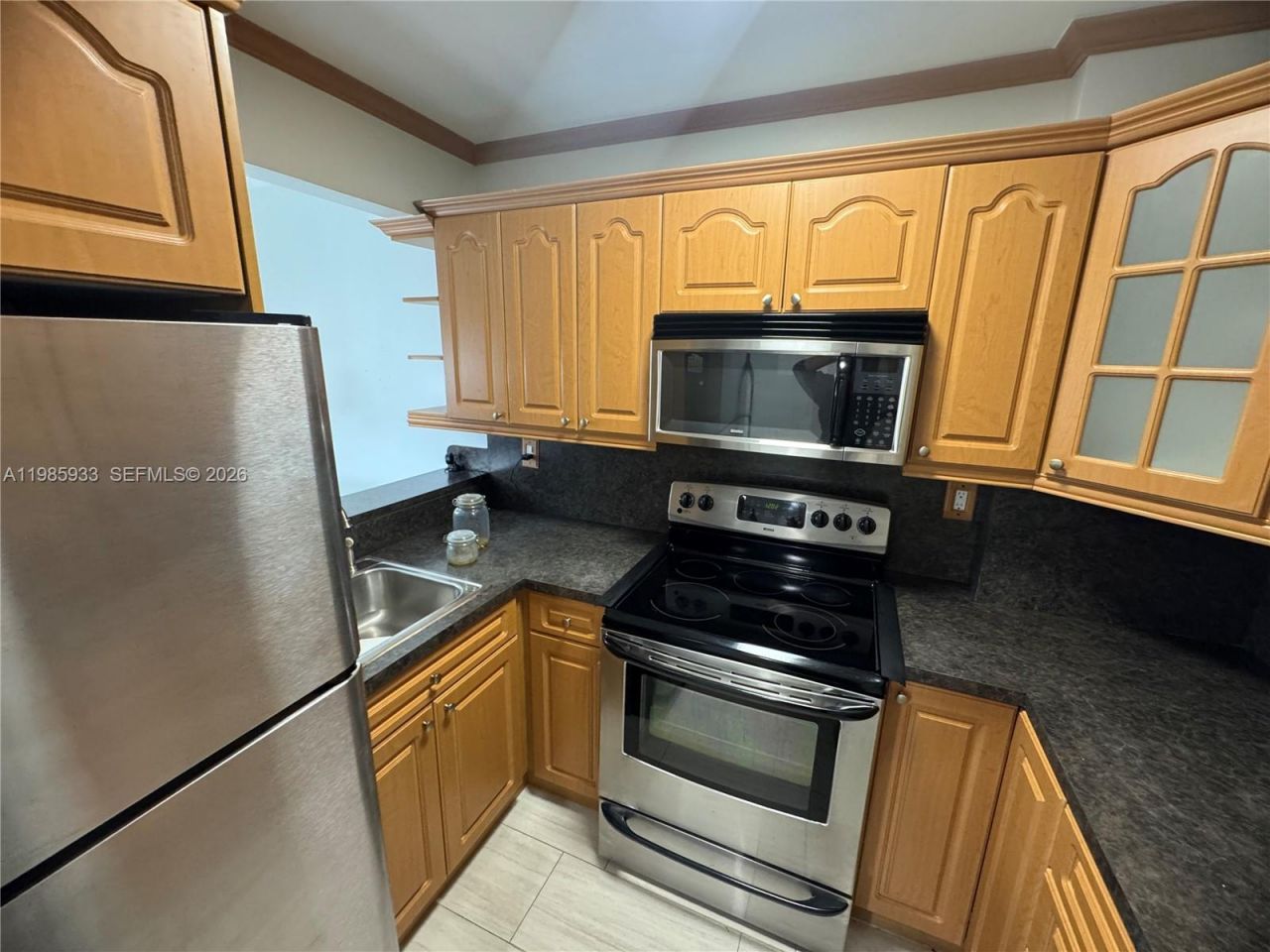 8075 NW 7th St , Unit 403, Miami, FL 33126 Photo