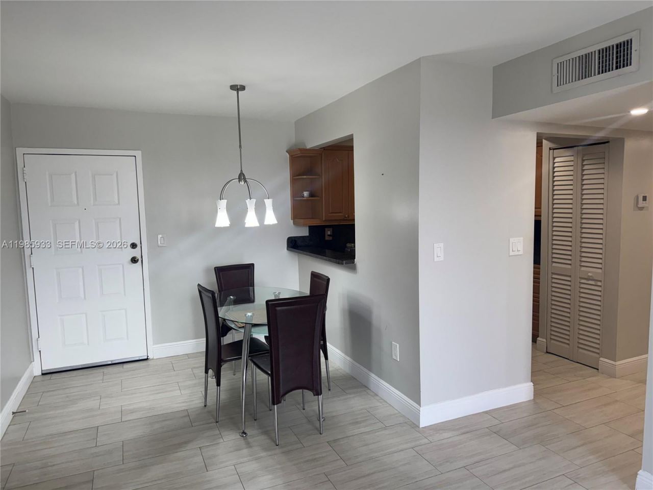 8075 NW 7th St , Unit 403, Miami, FL 33126 Photo