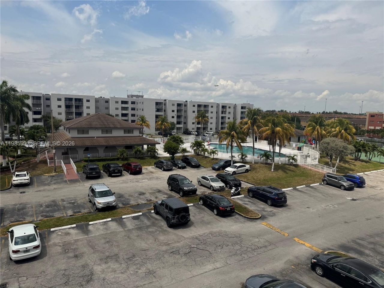 8075 NW 7th St , Unit 403, Miami, FL 33126 Photo