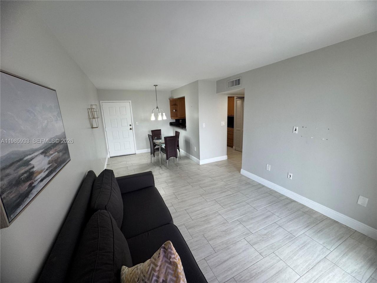 8075 NW 7th St , Unit 403, Miami, FL 33126 Photo