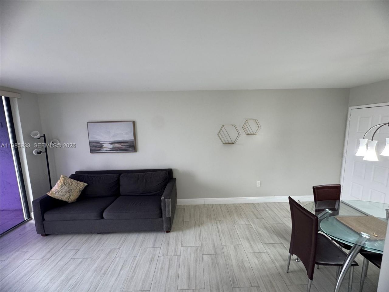 8075 NW 7th St , Unit 403, Miami, FL 33126 Photo