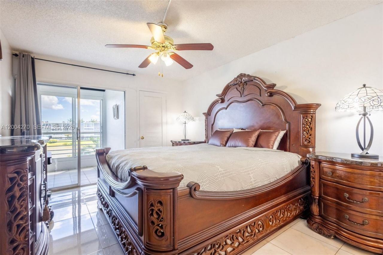 3049 Wolverton C , Unit 3049, Boca Raton, FL 33434 Photo