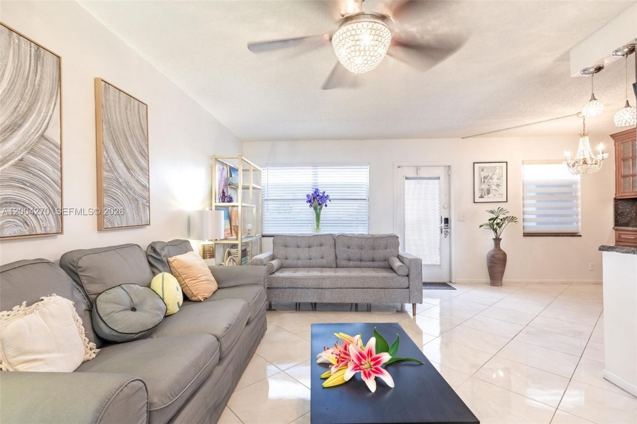 3049 Wolverton C , Unit 3049, Boca Raton, FL 33434 Photo