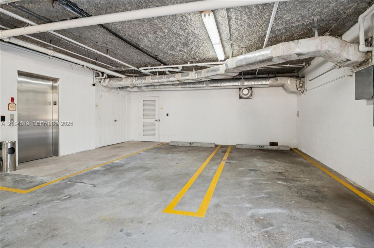 719 Crandon Blvd , Unit 310, Key Biscayne, FL 33149 Photo