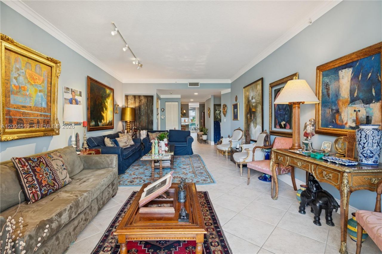 719 Crandon Blvd , Unit 310, Key Biscayne, FL 33149 Photo