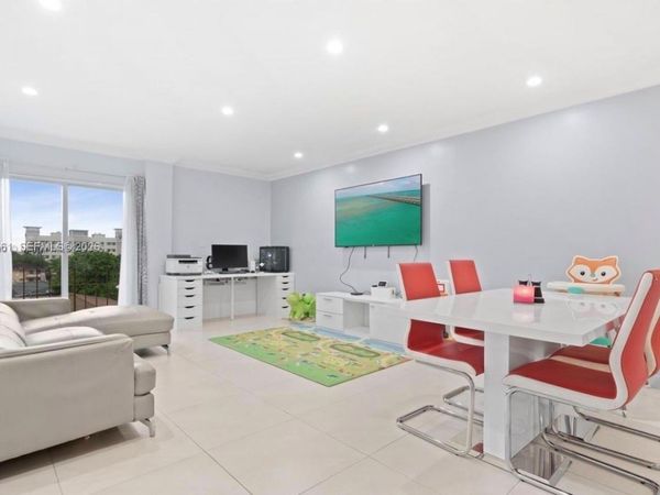 440 E 23rd St , Unit 1310, Hialeah, FL 33013