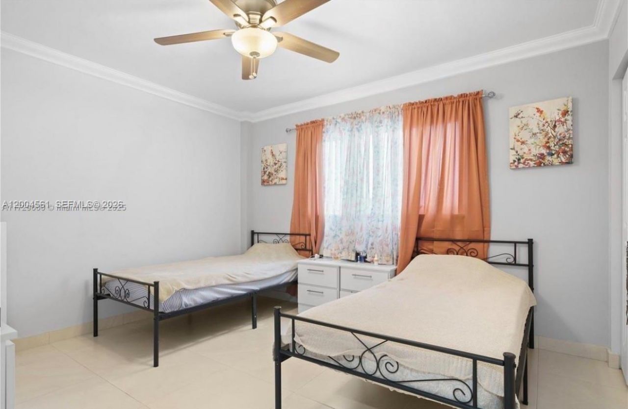 440 E 23rd St , Unit 1310, Hialeah, FL 33013 Photo