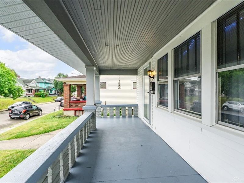 329 Grove Avenue, Dayton, OH 45404 Photo 8