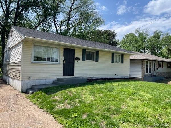 146 Roderick Drive , St Louis, MO 63137