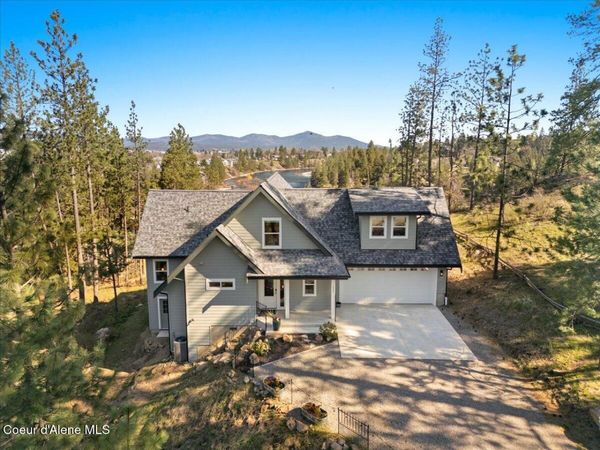 455 S Prestige CT , Post Falls, ID 83854