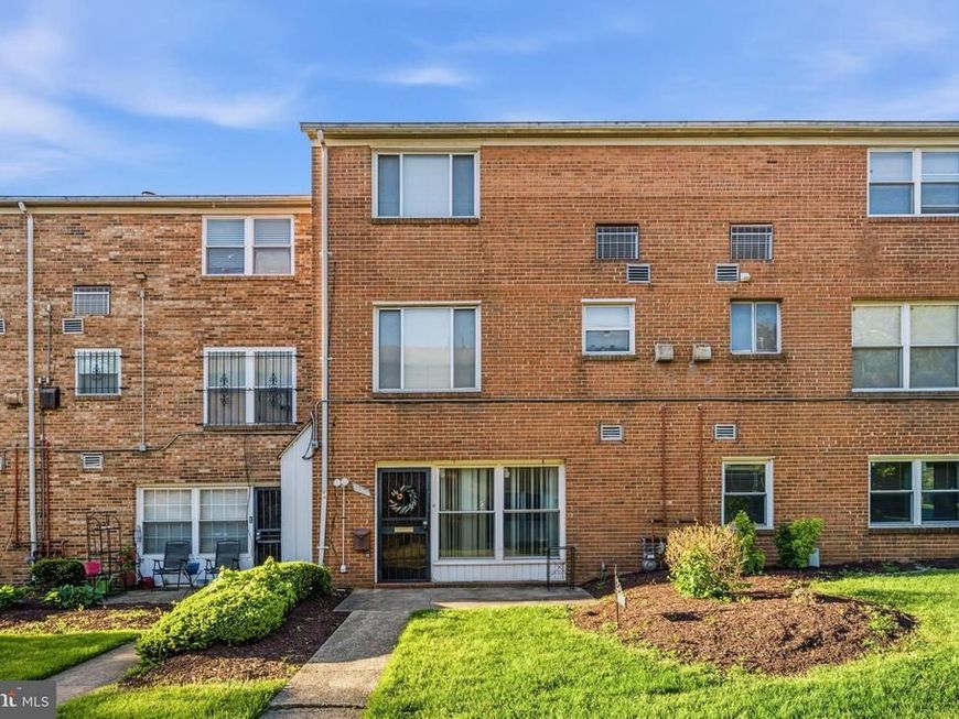 1983 Addison Road S, District Heights, MD 20747 Main Photo