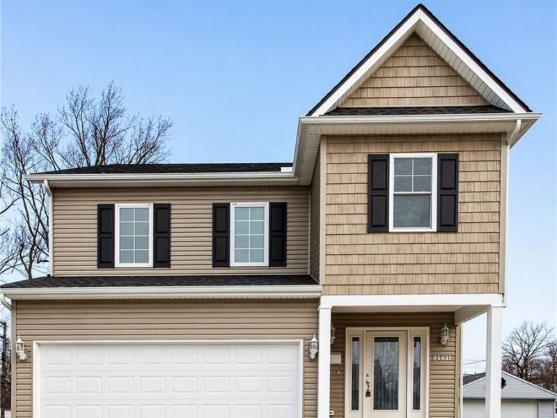 24401 Hartland Road, Euclid, OH 44123 Photo 1