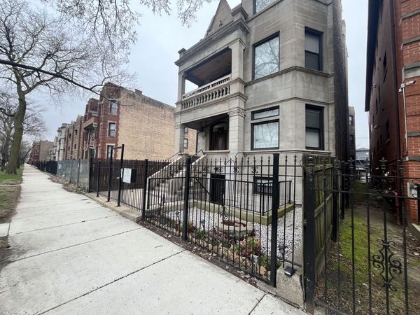 5172 S Michigan Avenue , Unit 2, Chicago, IL 60615