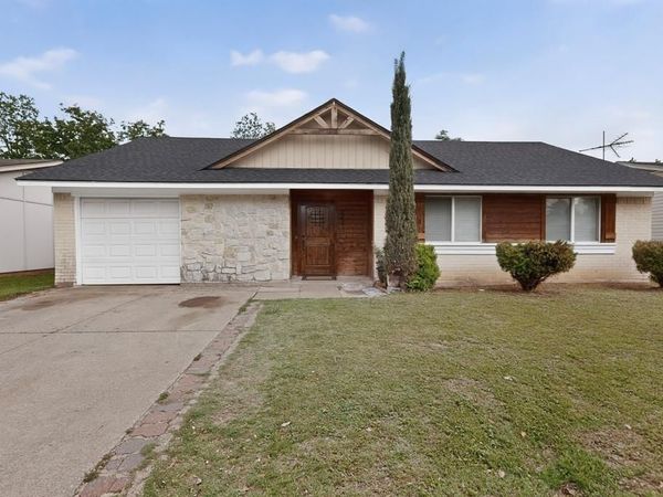 2421 Harbor Trail, Irving, TX 75060