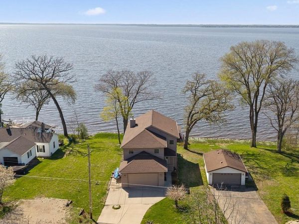 N1021 Vinnie Ha Ha Road, Fort Atkinson, WI 53538