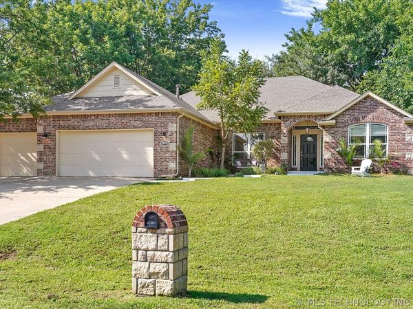 26327 E 112th Court S, Coweta, OK 74429