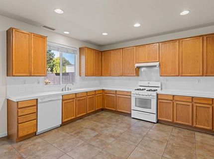 694 Devonshire Ln, Lincoln, CA 95648 Photo