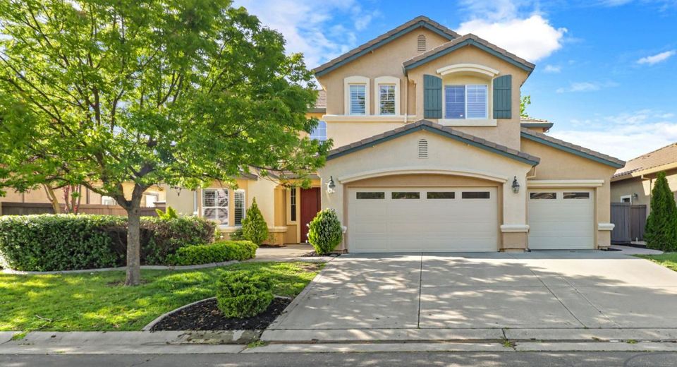 651 Hawkcrest Cir, Sacramento, CA 95835 Photo