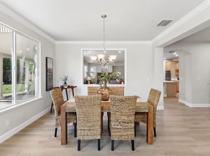 651 Hawkcrest Cir, Sacramento, CA 95835 Photo