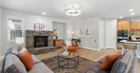 651 Hawkcrest Cir, Sacramento, CA 95835 Photo