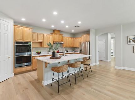 651 Hawkcrest Cir, Sacramento, CA 95835 Photo
